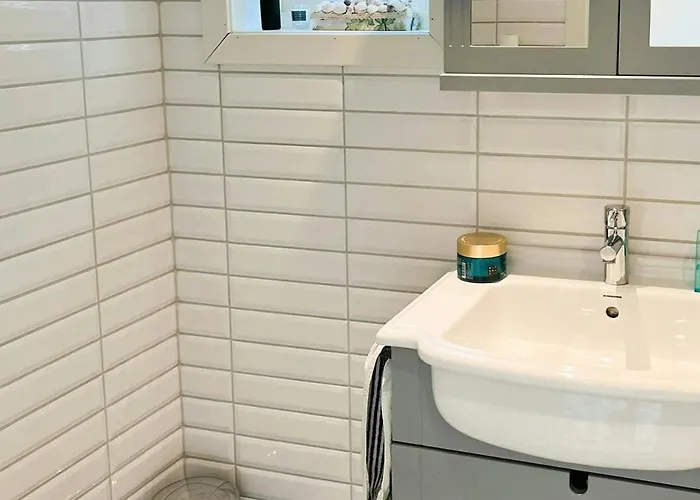 Summer With Sea View In Sandvika *